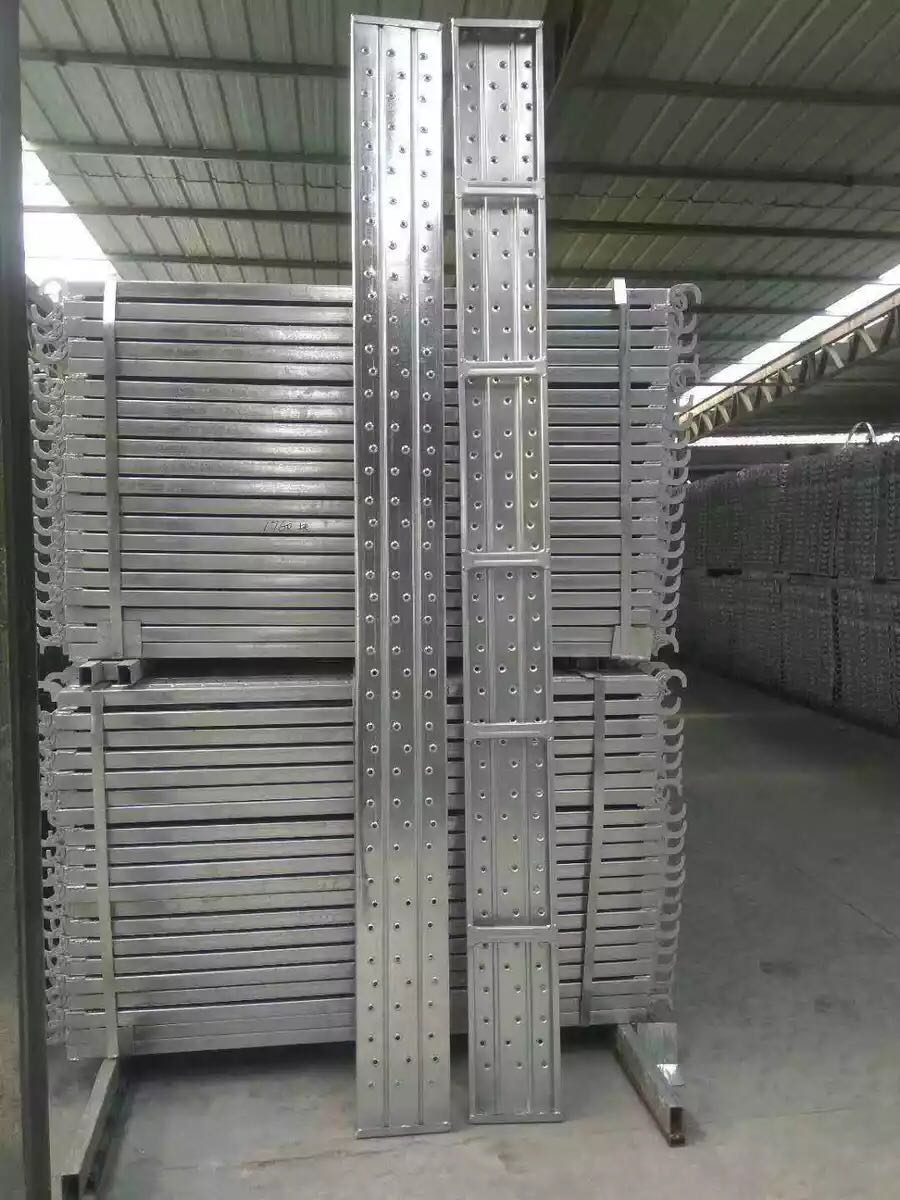 Chengdu manufacturer direct light hot-dip galvanized steel springboard construction eagle rack steel pedal construction springboard
