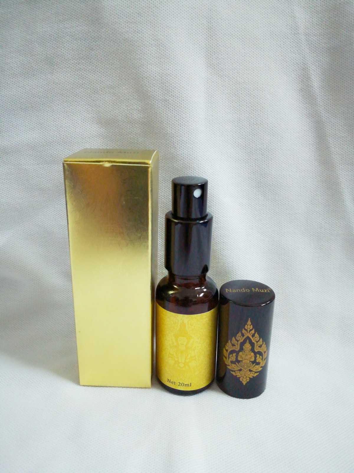 Thailand Shu Shu Shu Ning Plant Extraction Clean Taste Good Night Royal Essential Oil Helps Sleep Hypnosis Sleep Sour Nest Spray Insomnia Artifact