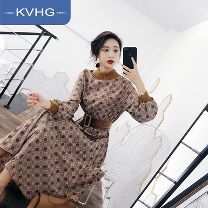 KVHG复古女士休闲连衣裙春季新款2018时尚