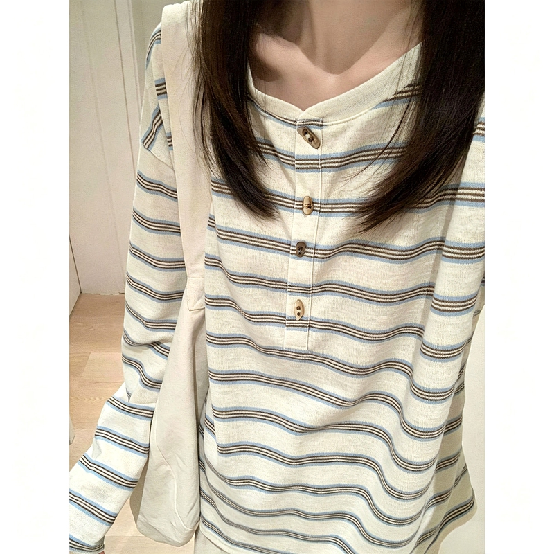 Designed Half-Open Collar Striped Long-Sleeve T-Shirt for Women, Suitable for Spring and Autumn, Can Be Worn as an Inner Layer or Outerwear, Loose Fit, Slimming, and Casual Top Designed Half-Open Collar Striped Long-Sleeve T-Shirt for Women, Suitable for Spring and Autumn, Can Be Worn as an Inner Layer or Outerwear, Loose Fit, Slimming, and Casual Top