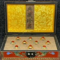 A collection of antique gold and silver lacquerware made by Emperor Qianlong of the Qing Dynasty collected in the countryside. Inside the collection box is a box of opal rings.