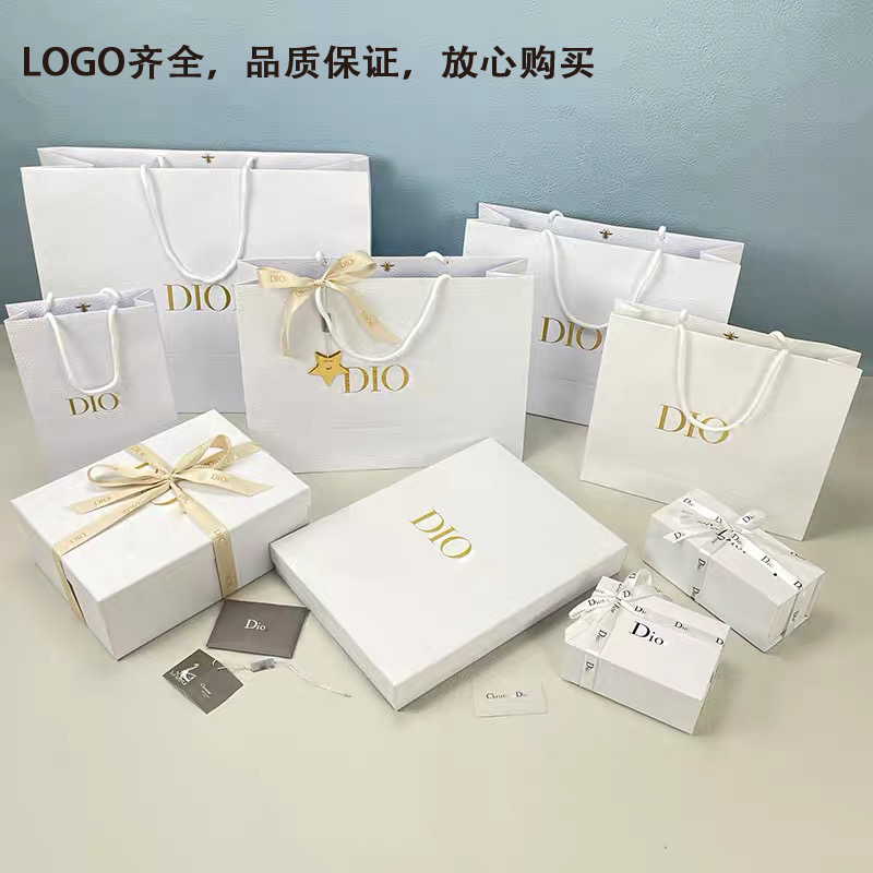 Paper Bags, Gift Boxes, Perfume and Lipstick Gift Packaging Bags, Clothing and Scarf Boxes, Original Hand-Held Tote Bags