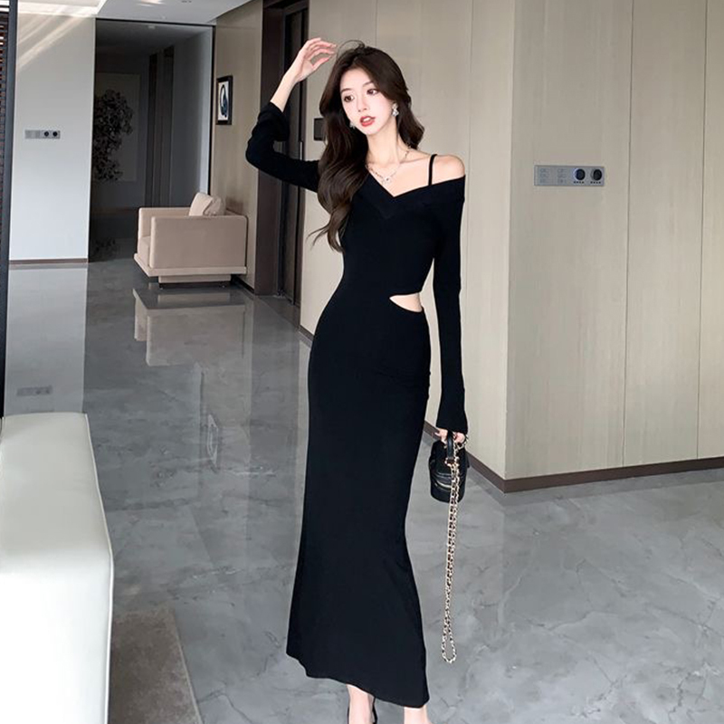 Black Designer Off-Shoulder Long-Sleeve Dress for Women, 2024 Spring and Autumn New Style, Slim-Fitting, Waist-Revealing, Elegant, Body-Hugging Long Skirt Black Designer Off-Shoulder Long-Sleeve Dress for Women, 2024 Spring and Autumn New Style, Slim-Fitting, Waist-Revealing, Elegant, Body-Hugging Long Skirt