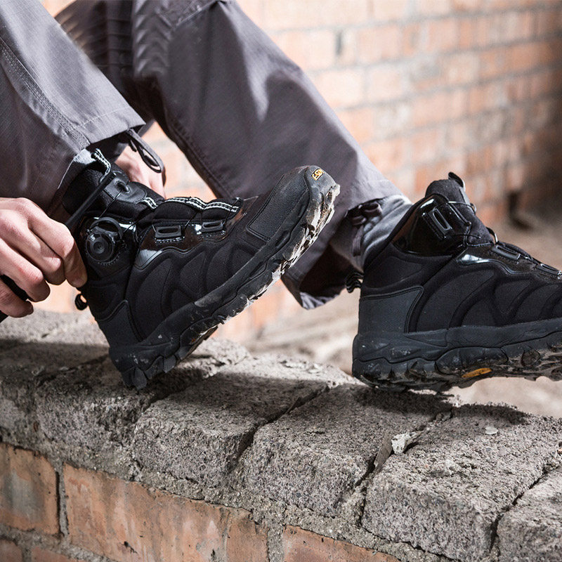 Outdoor military fan equipment quick response special forces tactical boots combat automatic buckle strap hiking desert hiking shoes