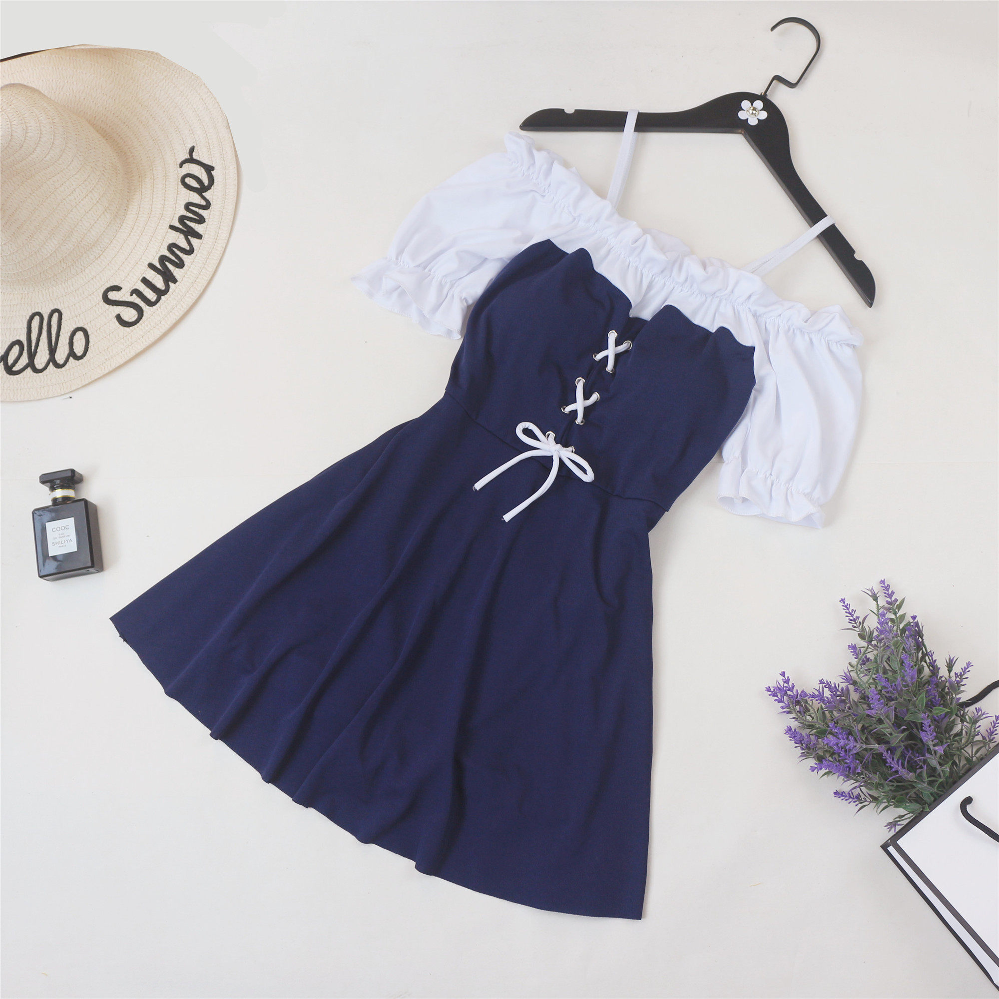 Not even a swimsuit woman with a thin belly covered with a girl's conservative college Winins Xiaoqing's new spa swimsuit