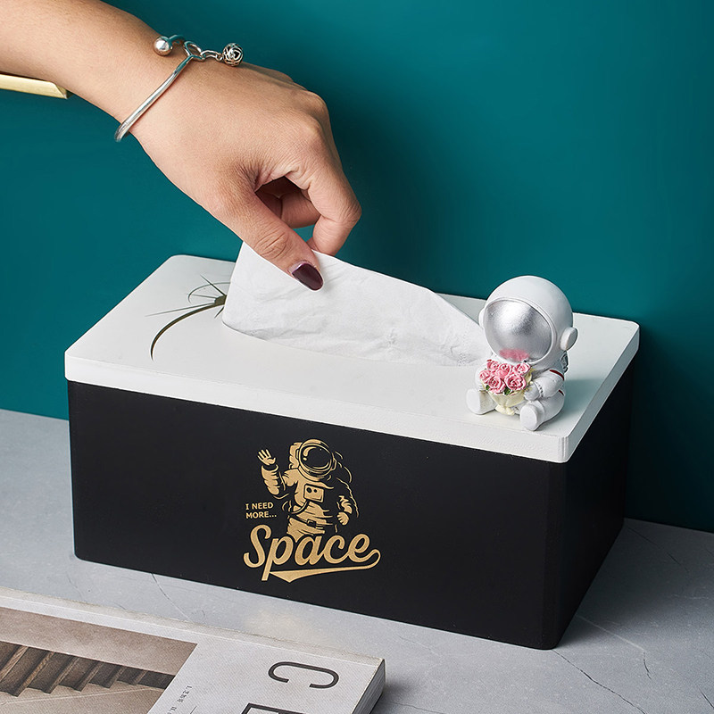 Creative Astronaut Paper Towel Box Light Lavish Home Living Room Tea Table Extractable Toilet Paper Cardboard Box Adornment Office Desktop Pendulum