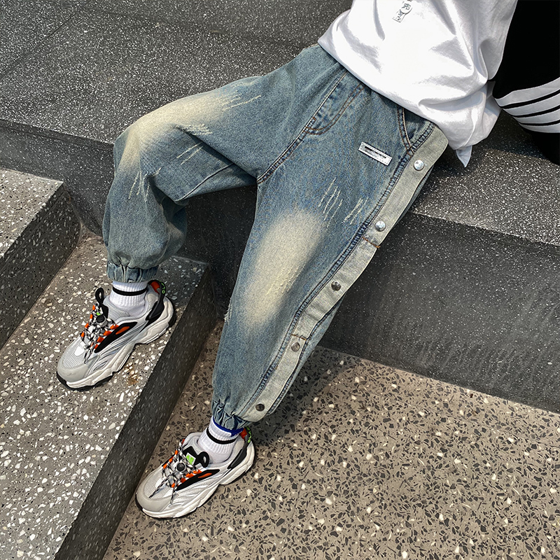 Boys' jeans plus velvet thickening autumn and winter children's pants 2021 new big boy boy handsome spring and autumn pants tide