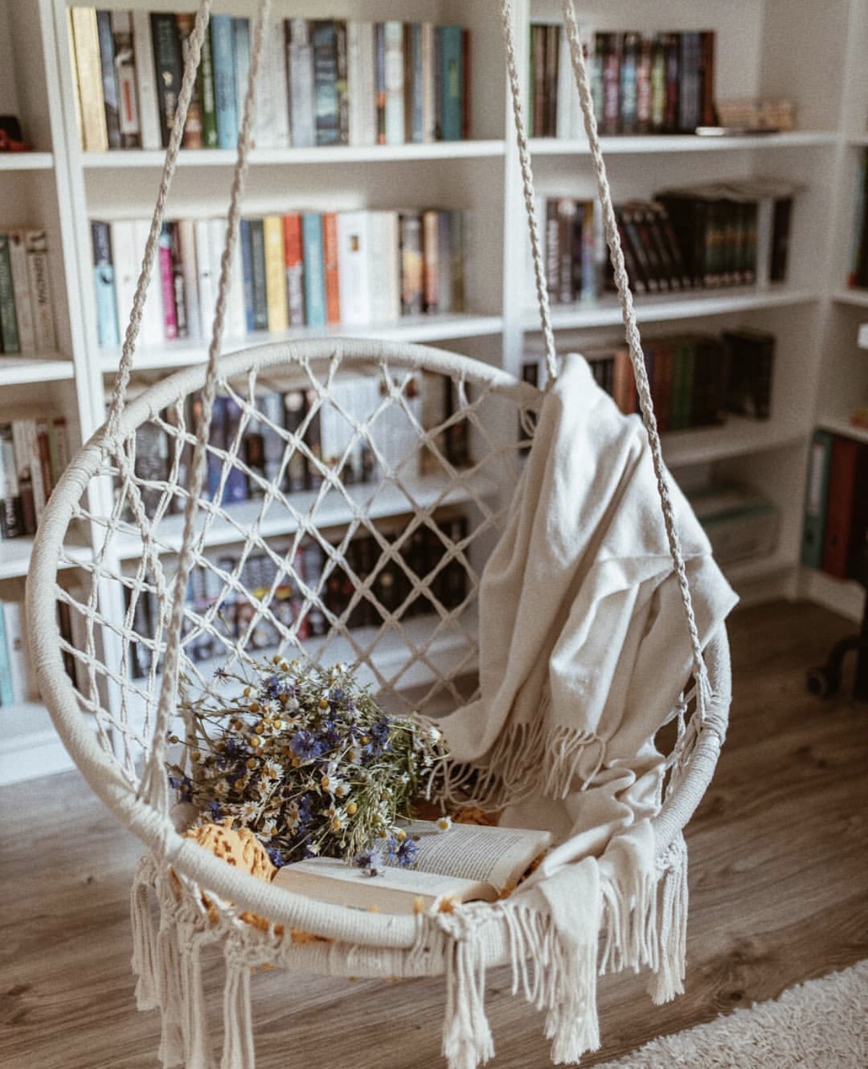 Yiyu Forest live handmade rope swing Bohemian characteristic hanging chair bed and breakfast living room balcony hanging basket hanging bed beauty