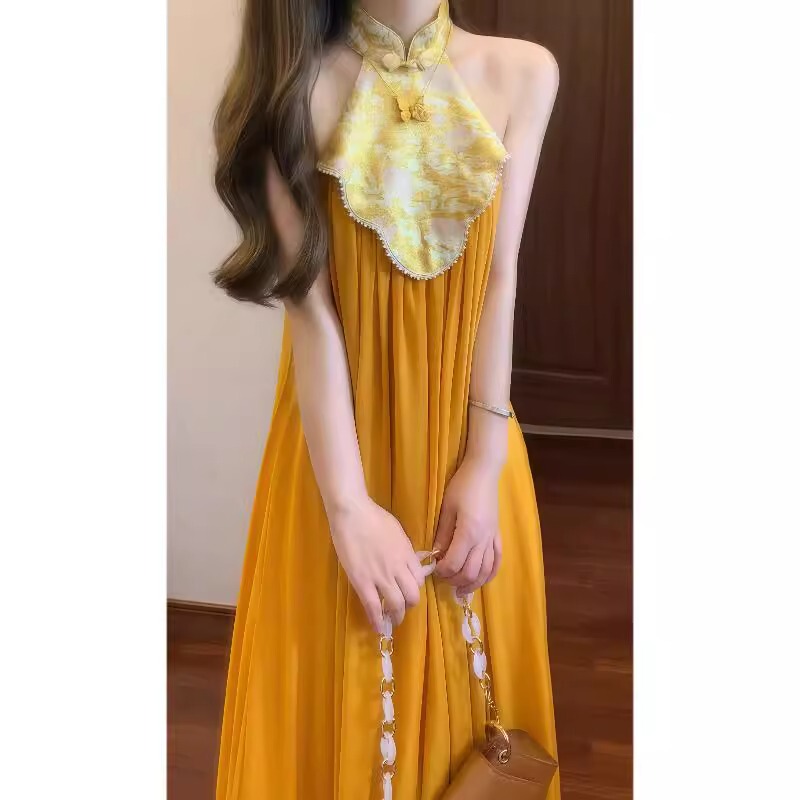 Chinese-Style Retro Yellow Sleeveless Halter Neck Dress with a Unique Design, Elegant and Loose-Fitting Long Dress Chinese-Style Retro Yellow Sleeveless Halter Neck Dress with a Unique Design, Elegant and Loose-Fitting Long Dress