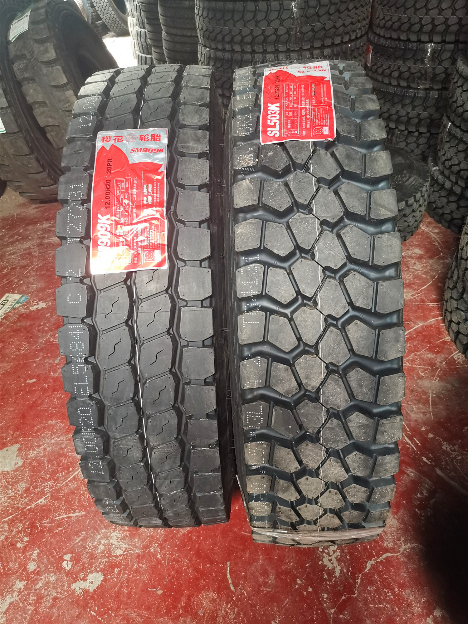 Positive New Cherry Blossom 1200R20 1200R20 SM909K SM503K SM503K Wire Load Truck Tire