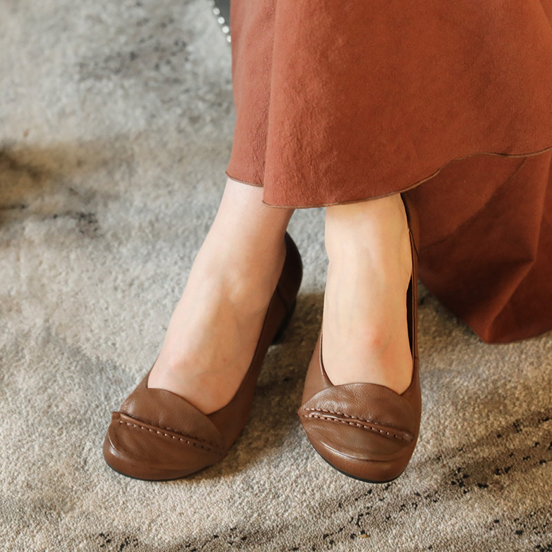 Detoxing home One-leaf spring retro goat leather shallow mouth Mama shoe cover feet coarse heel Comfort Women Shoes Genuine Leather Bag Shoes women