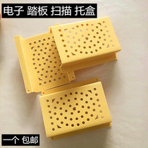  Pigeon jumping cage Electronic pedal scanning tray Pigeon supplies and utensils Carrier pigeon racing pigeon pedal jumping cage Flying jumping cage
