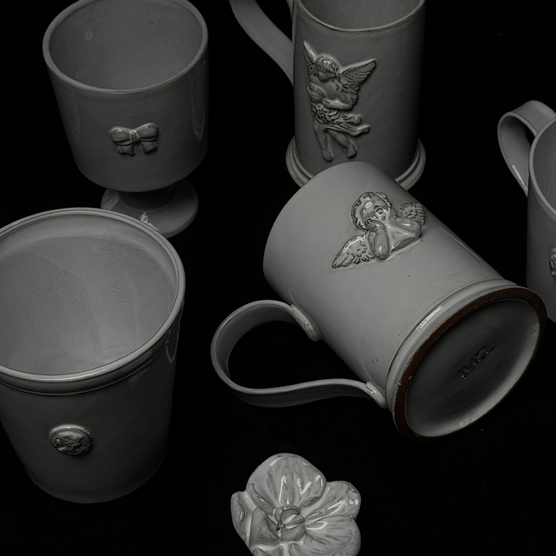 Aesthetic Goods|Unique Topia Hand-Made Embossed Black Pottery Tableware Aesthetic Goods|Unique Topia Hand-Made Embossed Black Pottery Tableware