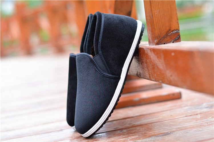 Cộng với nhung ấm thấp giúp người cha trung niên giày cotton nam vải nhung truyền thống lớp cũ Bắc Kinh làm việc 38 thước giày sneaker