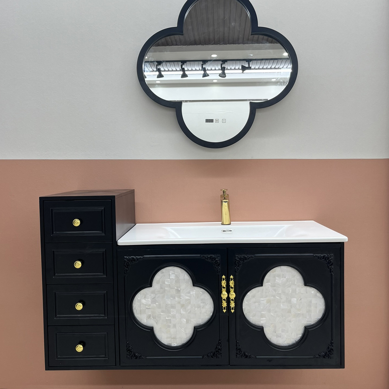 French-Style Vintage Solid Wood Bathroom Cabinet Set, Tall and Low Cabinets, Clover-Shaped Shell Storage Cabinet, Bathroom Vanity