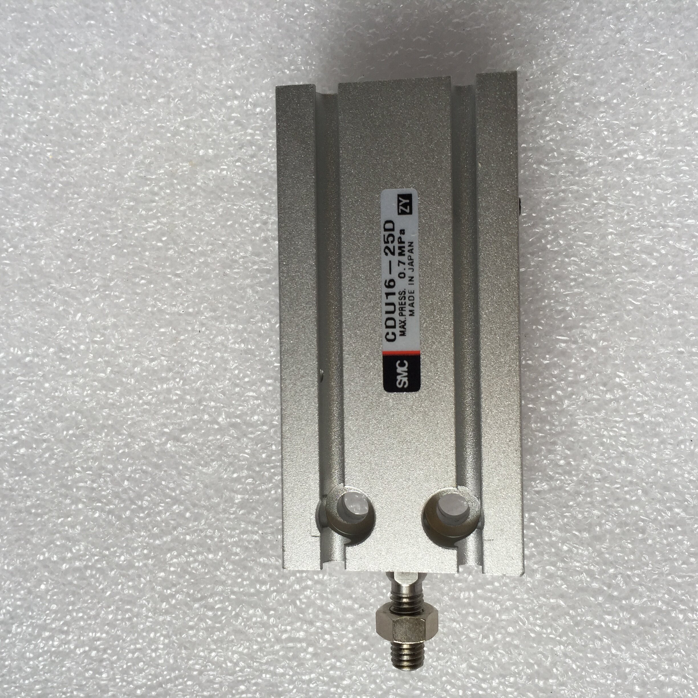 CDU 16 - 25D Japanese SMC cylinder original factory is new