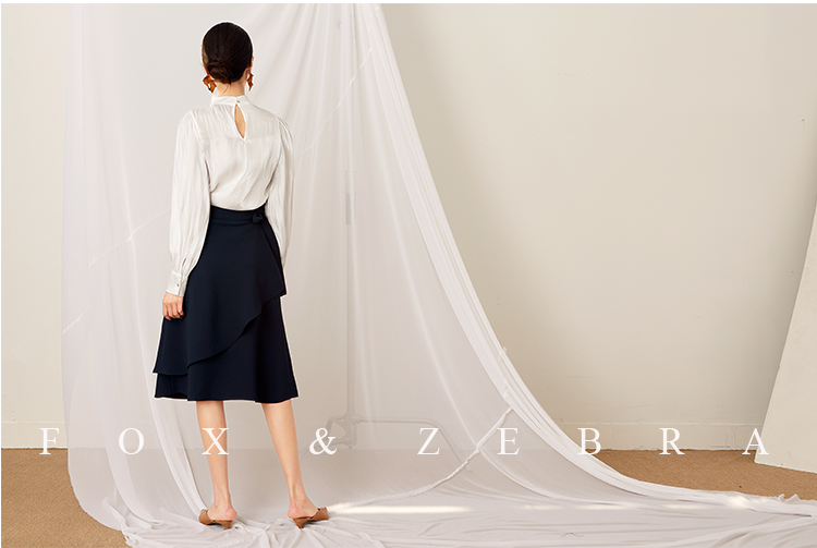 Fox Zebra 2019春秋新款洋气衬衫女潮 时尚长袖韩范宽松缎面上衣_商品详情图