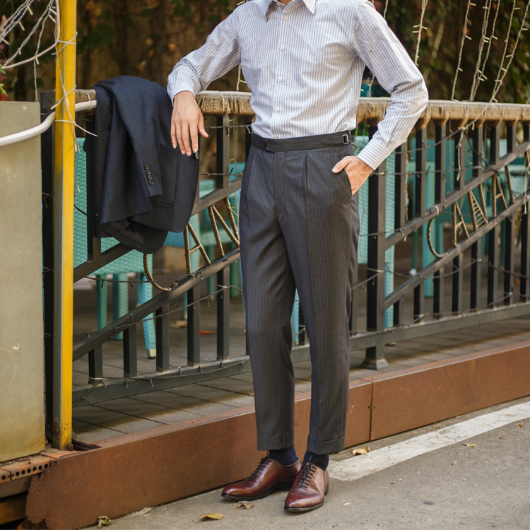 Mùa xuân và mùa thu nam Quần xám sọc phù hợp với quần cao eo Paris Buckle Tiny feet Nine Quần Slim Retro Đàn ông quần âu