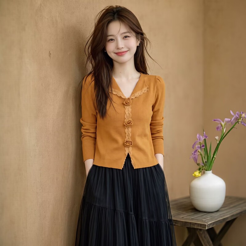 French-Style V-Neck Lace Ruffle T-Shirt for Women, Autumn Wear, Three-Dimensional Rose Flower Design, Slim Fit, Versatile Top, Base Shirt French-Style V-Neck Lace Ruffle T-Shirt for Women, Autumn Wear, Three-Dimensional Rose Flower Design, Slim Fit, Versatile Top, Base Shirt