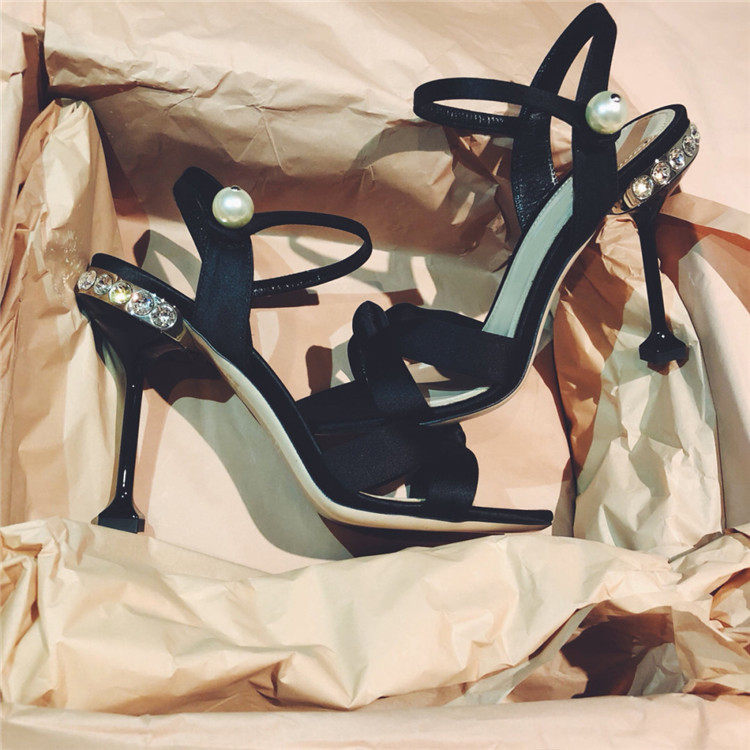 Women's shoes pearl Velcro rhinestone stiletto high heel black with a height of about 8cm