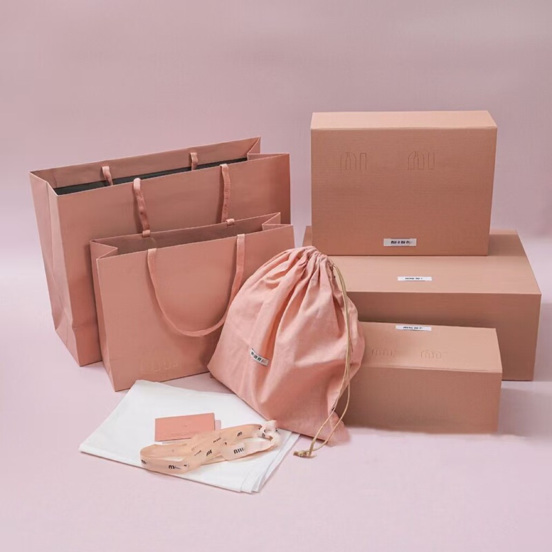 Miumiu Packaging Box Gift Bag Perfume Gift Box Hand-Held Paper Bag Sunglasses Bag Bag Clothes Gift Box