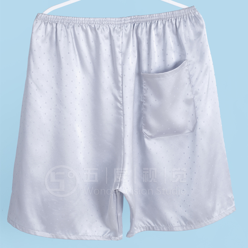 Mùa hè nam kích thước lớn phần mỏng mô phỏng lụa nhà quần short bãi biển quần ngắn phần năm góc quần ngủ bình thường - Quần tây quần đôi nam nữ
