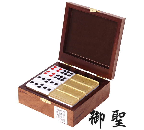 御圣牌九亚克力牌九大号牌九22#木盒：高端玩家必备，重塑牌九游戏新体验！