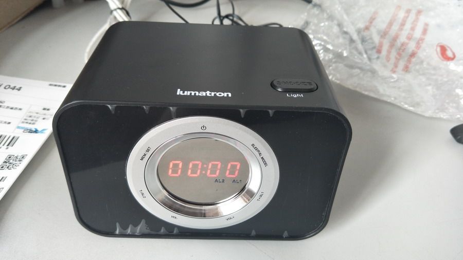 Special clock radio Apple 4 audio bedside audio large digital display alarm clock radio