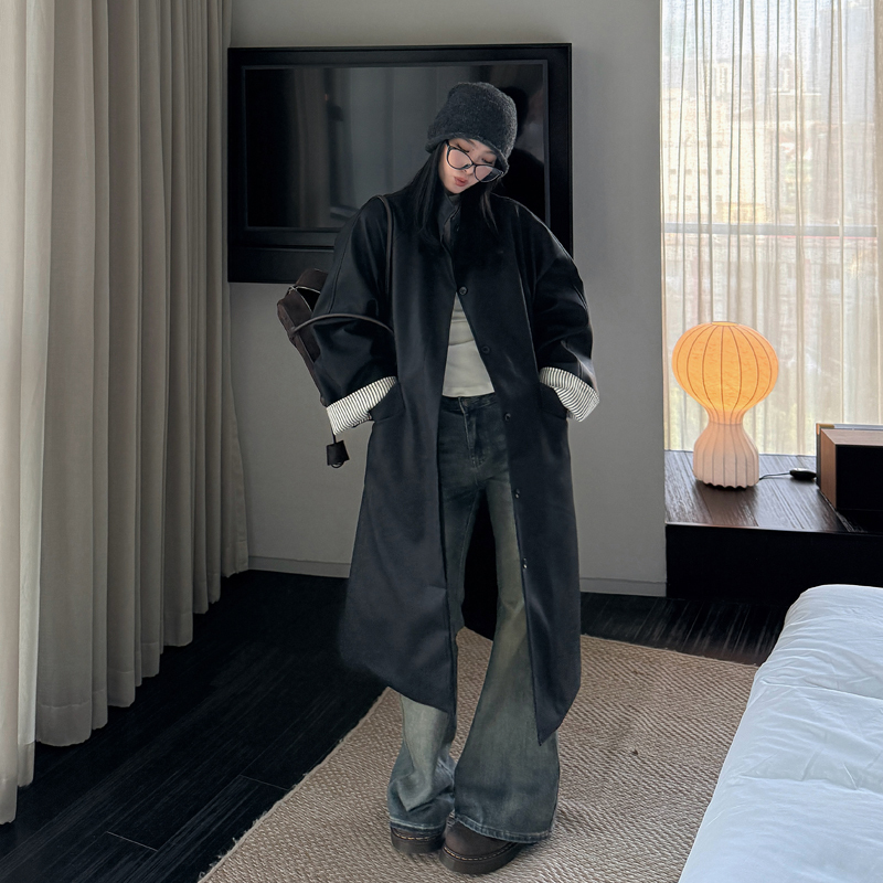 Special Clearance Sale: Long Striped Cuff Pu Leather Jacket with a Matte Finish for Women, Spring Black Trench Coat