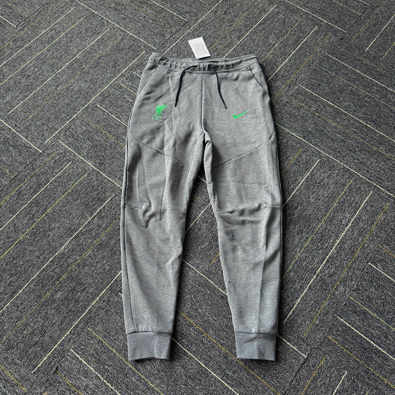 Nike 23/24 Season Premier League Liverpool Tech Fleece Player Version Travel Pants