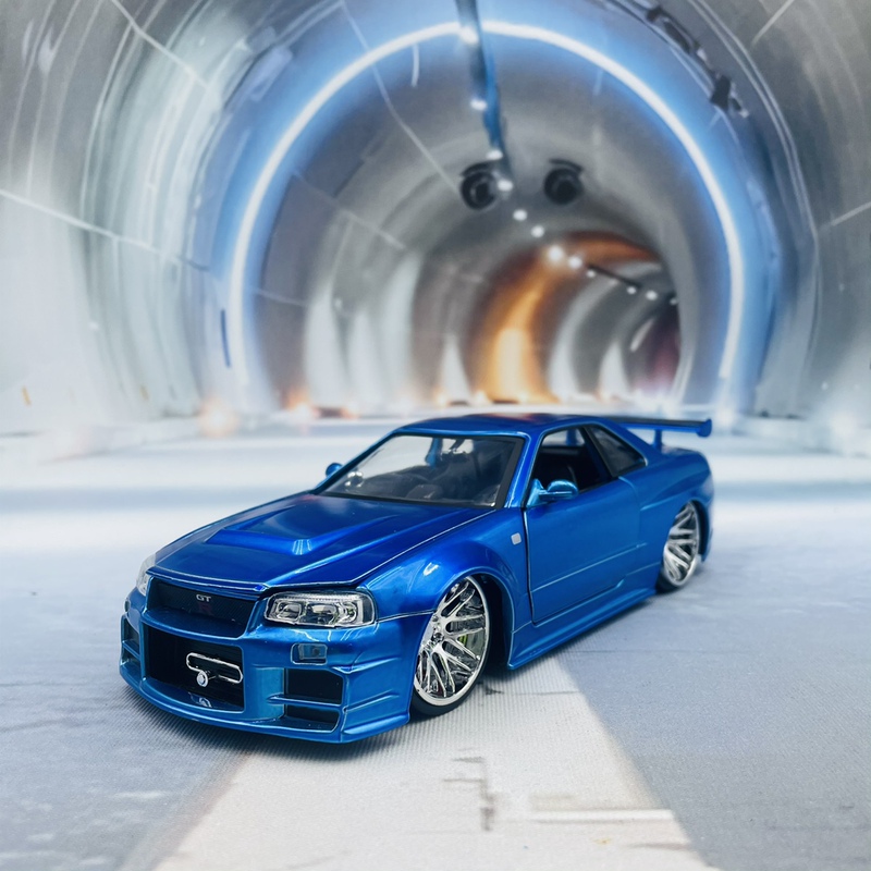 Jada1:24 Nissan Skyline Gtr R34 2002 Nissan Fast and Furious Realistic Replica Car Model