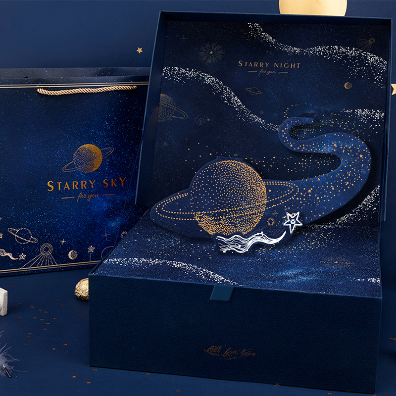 Shun Feng net red high-end imported snacks big gift bag Valentine's Day Guys Gift Japan send girlfriend birthday gift box