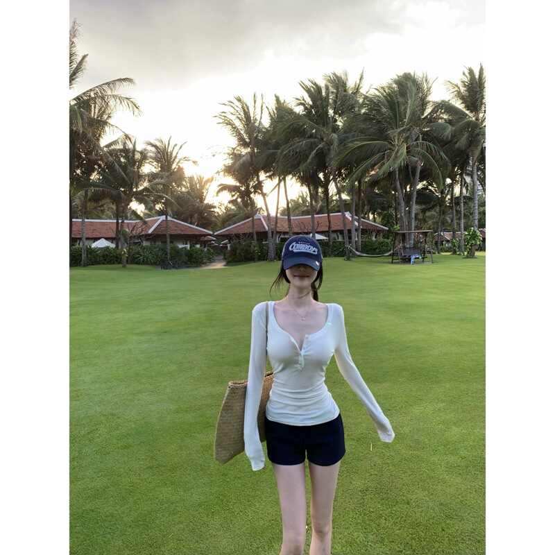 Poet Wong【Beauty Skin】Store's Signature Style B, Large Bust, Slim Waist, Lyocell Wool Sun Protection Long-Sleeve T-Shirt