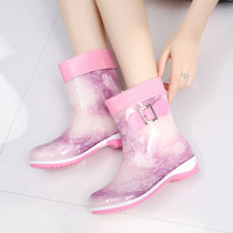 Warm and fashionable rain boots overshoes mid tube plus cotton rain boots plus velvet water shoes ladies adult waterproof non-slip rubber shoes low tube