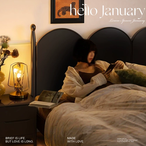 Французская ретро -кровать Черная сплошная древесная кровать 1,8 м двуспальная кровать современная минималистская и средняя кровать главная свадьба спальни Американская кровать