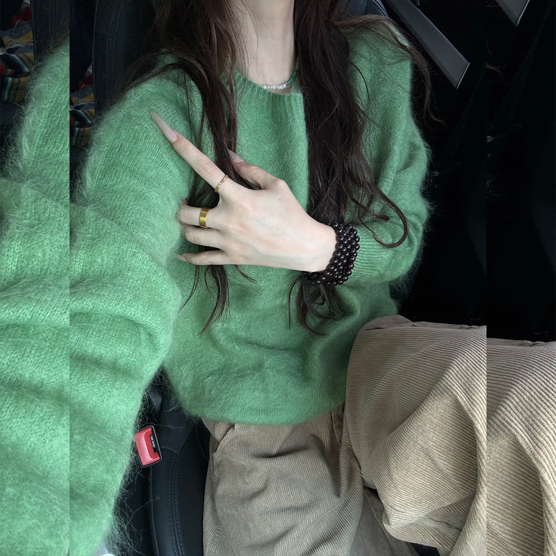 Korean Style Lazy Green Sweater for Women 2026 Autumn and Winter Pullover Round Neck Loose Soft and Relaxed Knit Top