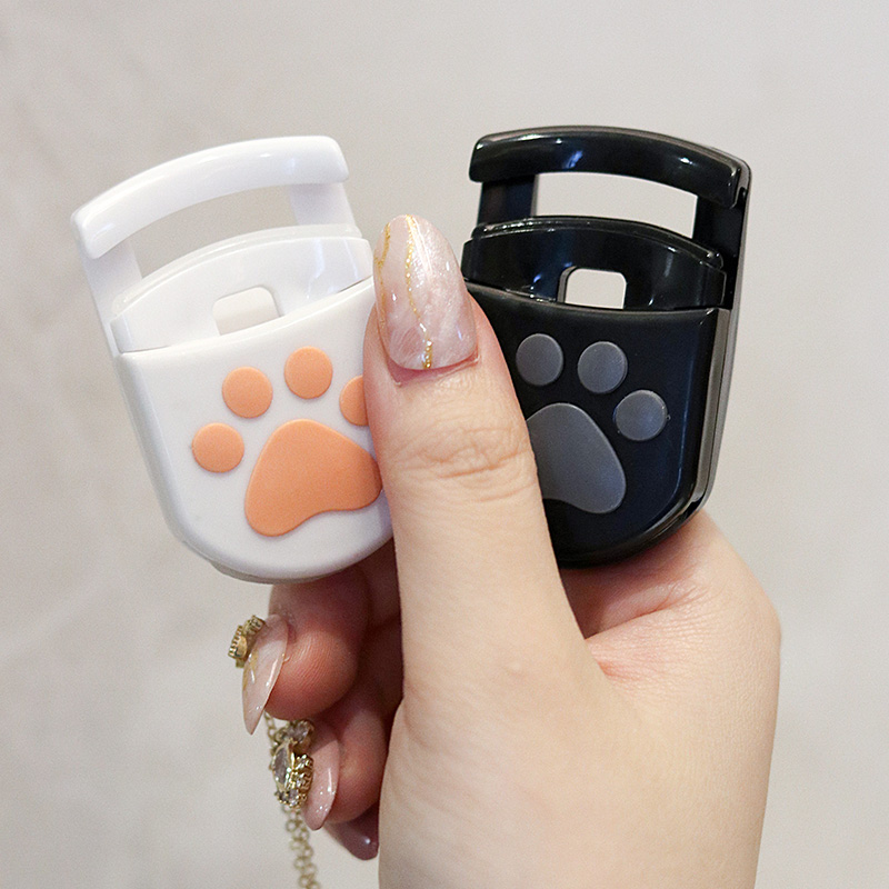 Cat claw eyelash curler Small cute curl long-lasting styling Portable local detail curler eyelash curler Marianne