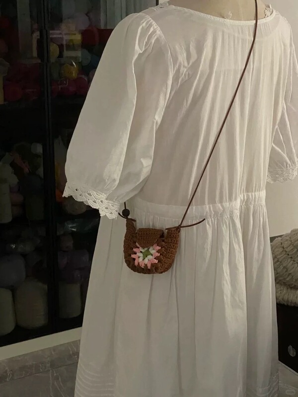Handmade Crochet Miu-Style Coin Crossbody Bag, Versatile High-End Earphone Coin Purse, Gift for Friends
