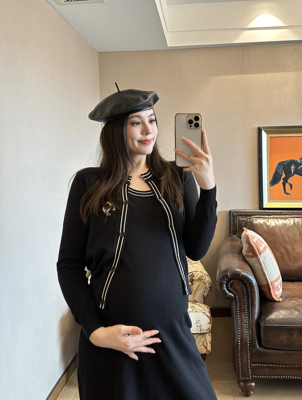 Peipei Peipei Maternity Wear New Hepburn Style Suit Long Dress Coat Loose Base Layer Autumn and Winter Clothing