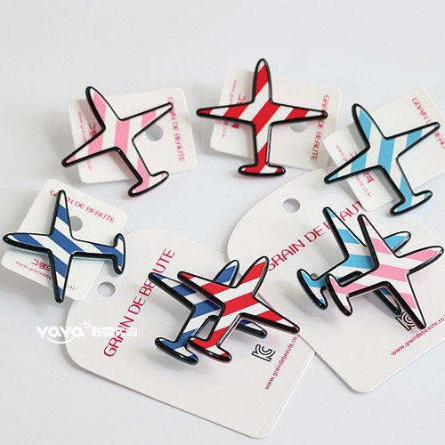 ເຄື່ອງປະດັບເກົາຫຼີ Aznavour AZ size aircraft brooch classic small fragrance style pin collar pin corsage scarf button
