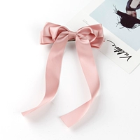 Розовая заколка для волос