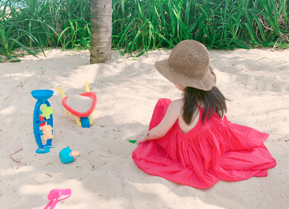 Non-refundable and non-exchangeable sweetcity girl girl baby return a single beautiful holiday style big skirt suspender skirt