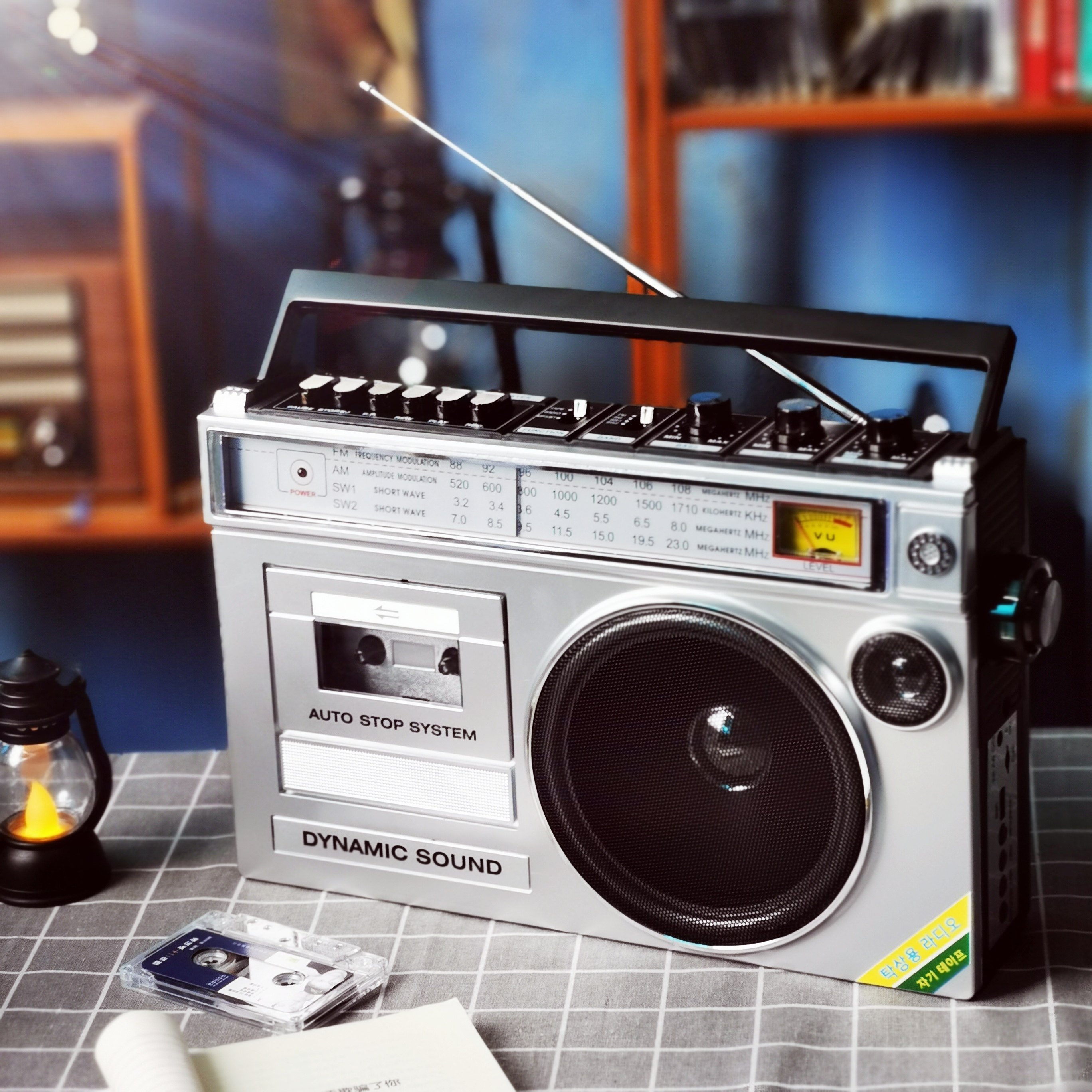 Retro tape machine + bluetooth speaker! listen to music in new posture,  artsy youth is a