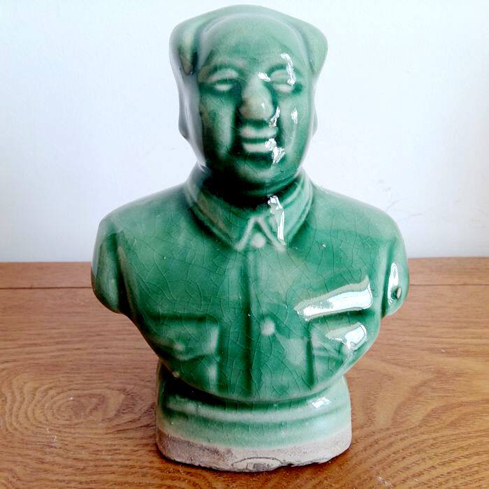 Shenao 1960s Cultural Revolution porcelain emerald green glaze Chairman Mao statue ornament red republic official kiln cultural collection