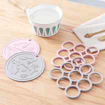 Soft glue anti-scalding heat insulation plate mat table plate plate dishes heat insulation pad Round Square hanging hole table mat kitchen pot mat