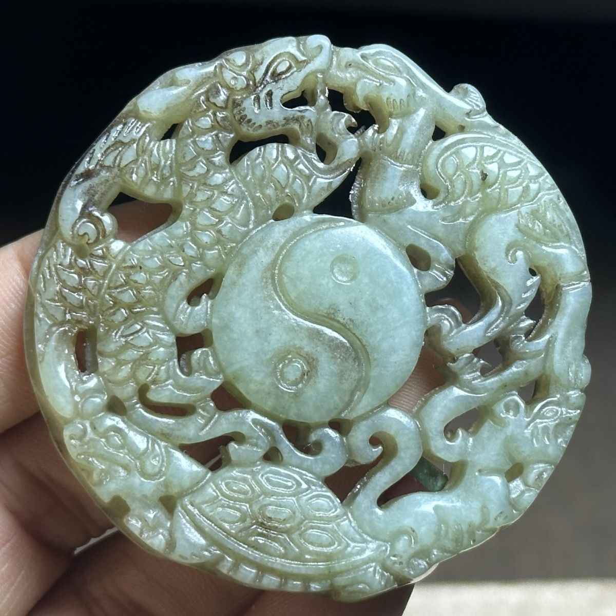 AY810 大振 漢代古玉瑞獸形大珮・老玉瑞獣形