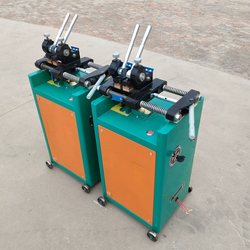 Sales of all copper new all copper welding machine UN-type-1-7 small bump welding machine docking machine steel flash spot welding machine