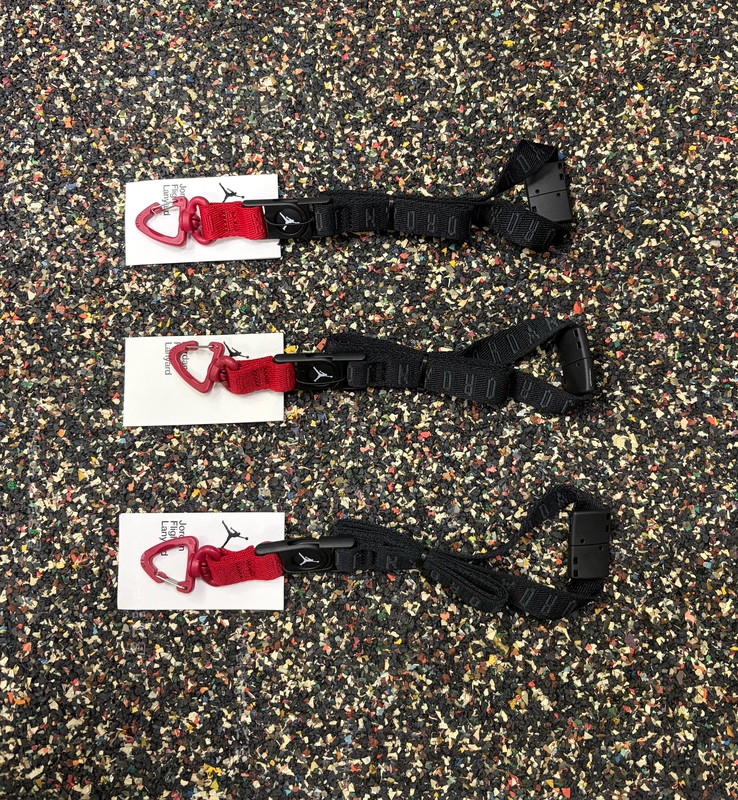 Authentic Nike Aj New Model for Men and Women, Anti-Loss Detachable Lanyard Keychain Hq6908-061