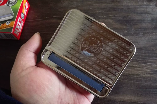 Оригинальный импортный курение гладкий 78 -мм металлическая коробка Автоматическая сигаретная толщина.