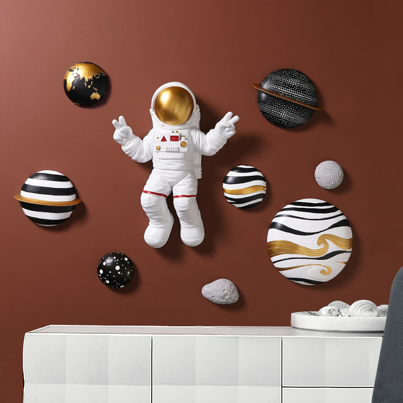 Nordic style modern minimalist creative astronaut astronaut decoration living room sofa bedroom wall decoration pendant